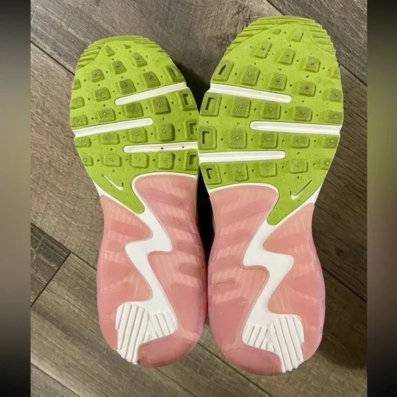 BNWOT Nike Air Max Women’s Brand New - Picture 5 of 6